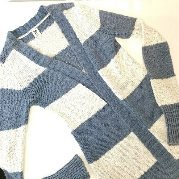 Roxy Blue White Stripe Cardigan Long Sleeves Small - Picture 3 of 5